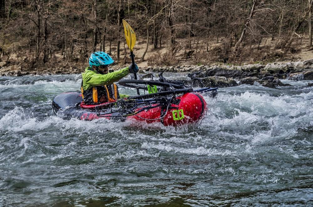 Rapide Charlemagne en bikeraft sur l'Ardèche